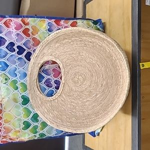 Straw circle handbag